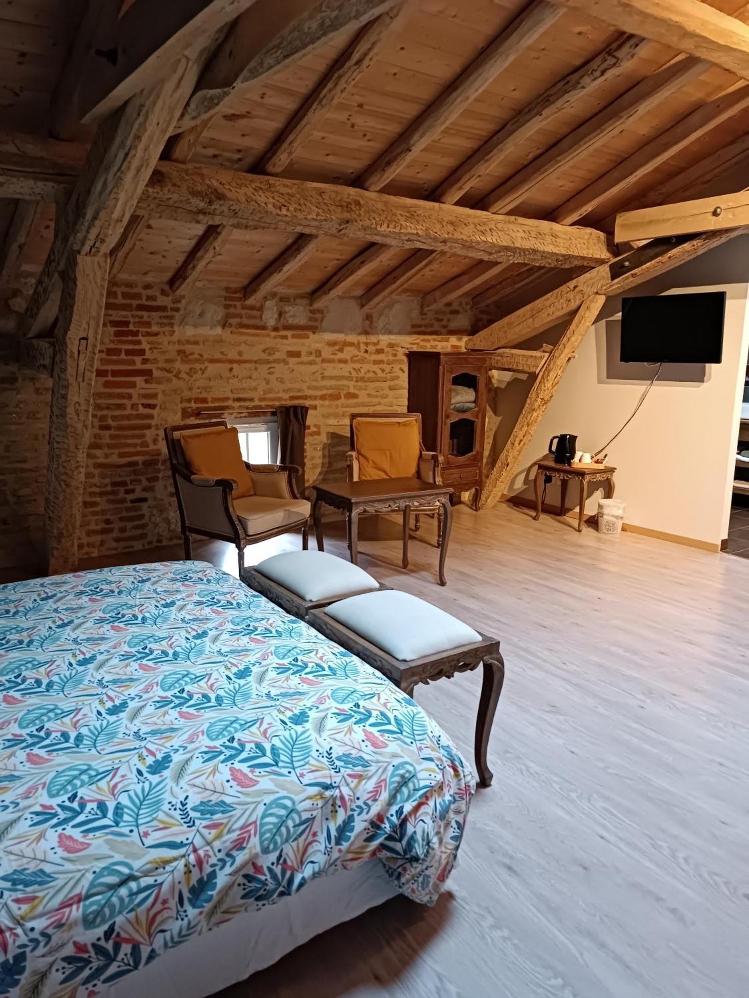 Le Jardin Des Cedres Hotel Lavaur  Værelse billede